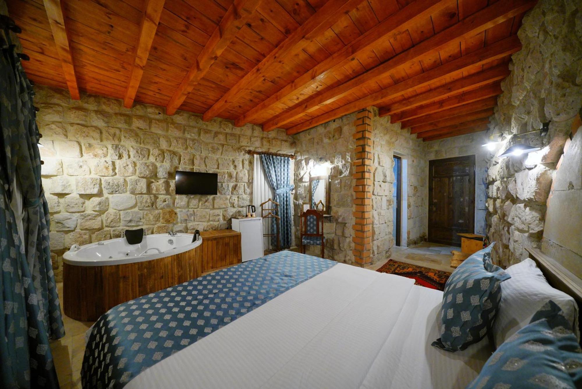 Cappadocia Nar Cave House & Swimming Pool Hotel Nevşehir Eksteriør billede