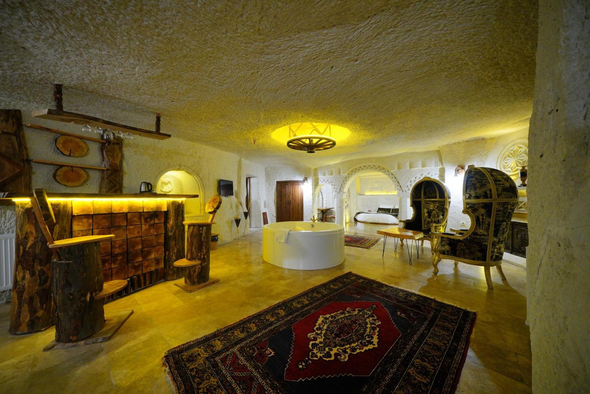 Cappadocia Nar Cave House & Swimming Pool Hotel Nevşehir Eksteriør billede