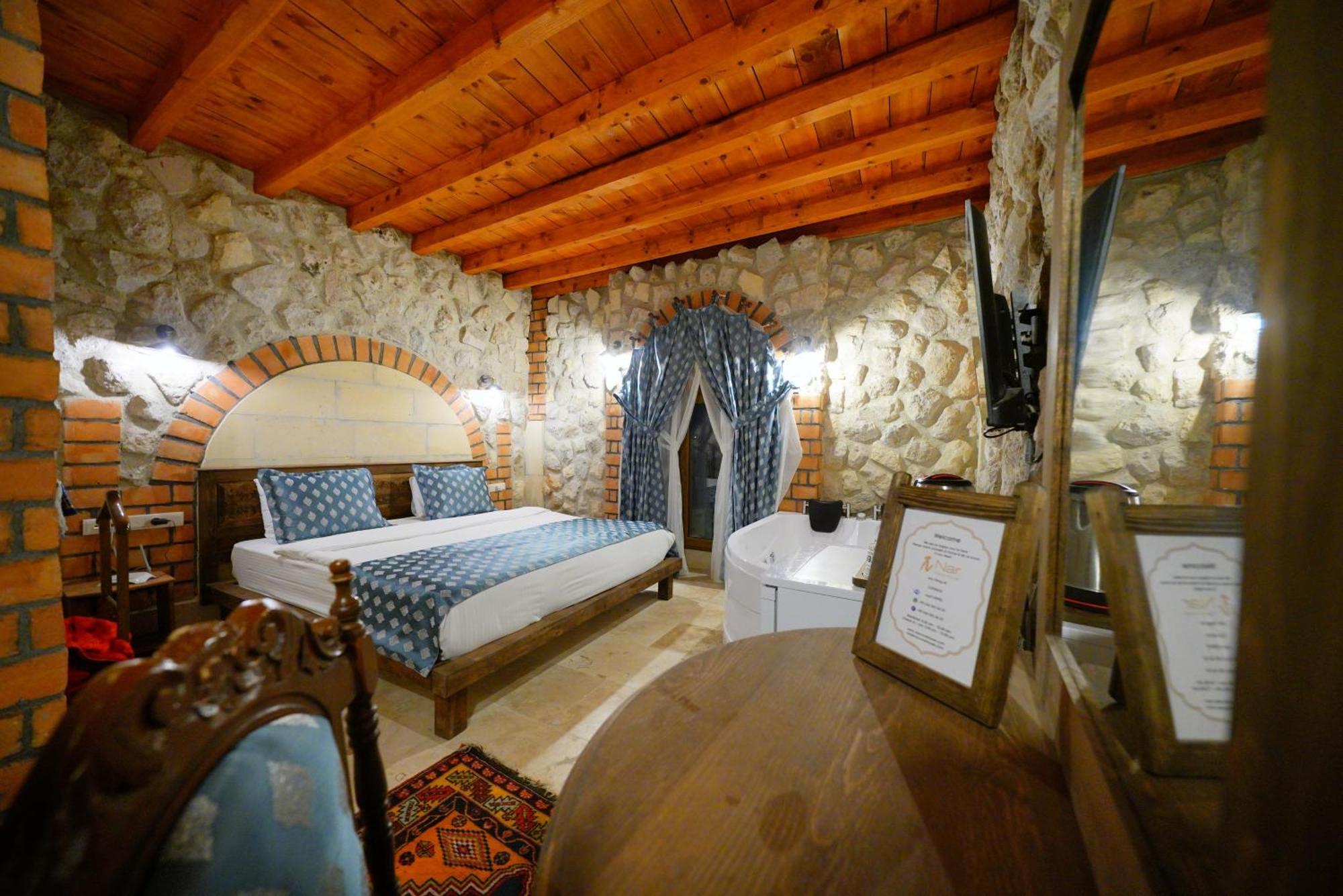 Cappadocia Nar Cave House & Swimming Pool Hotel Nevşehir Eksteriør billede