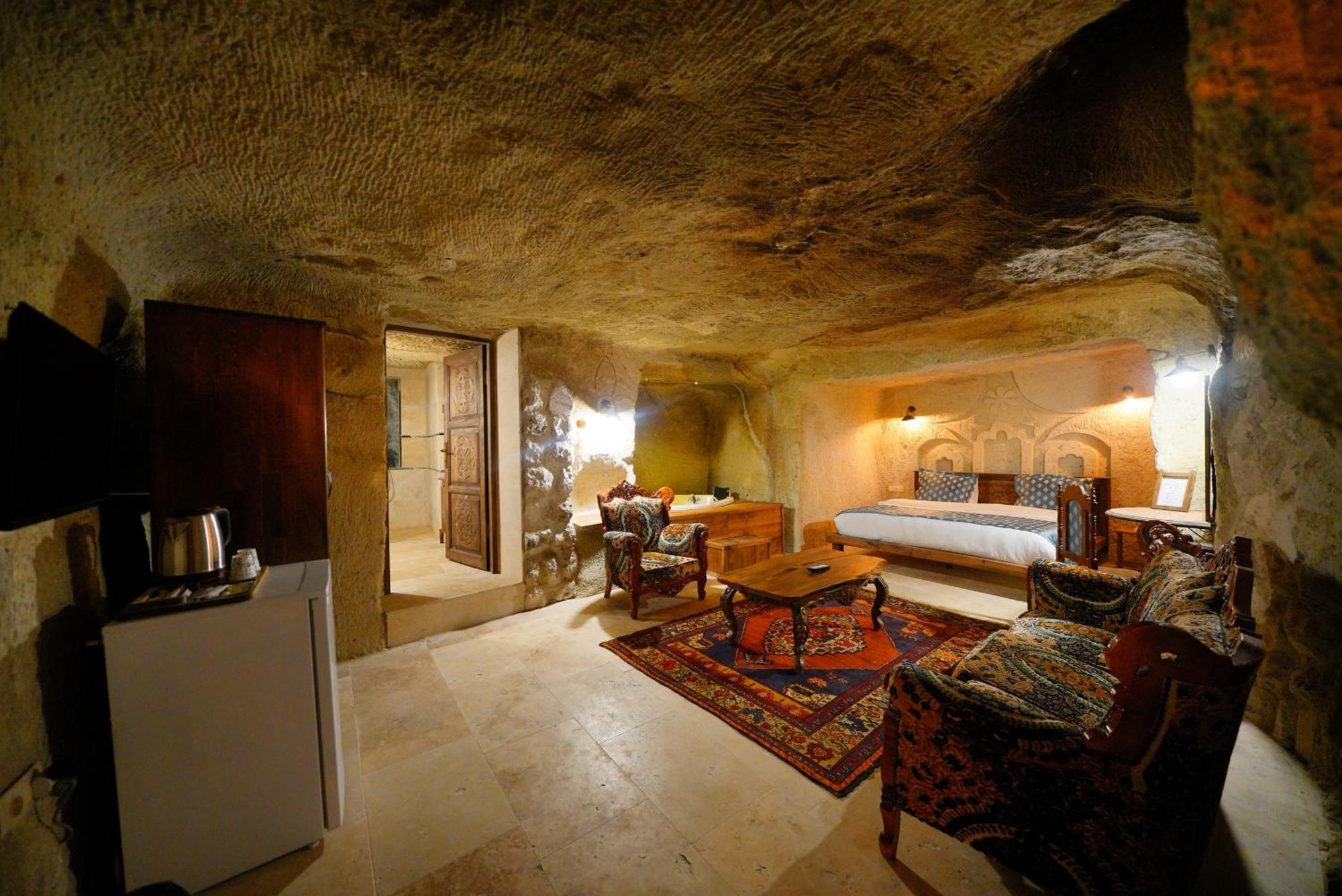 Cappadocia Nar Cave House & Swimming Pool Hotel Nevşehir Eksteriør billede
