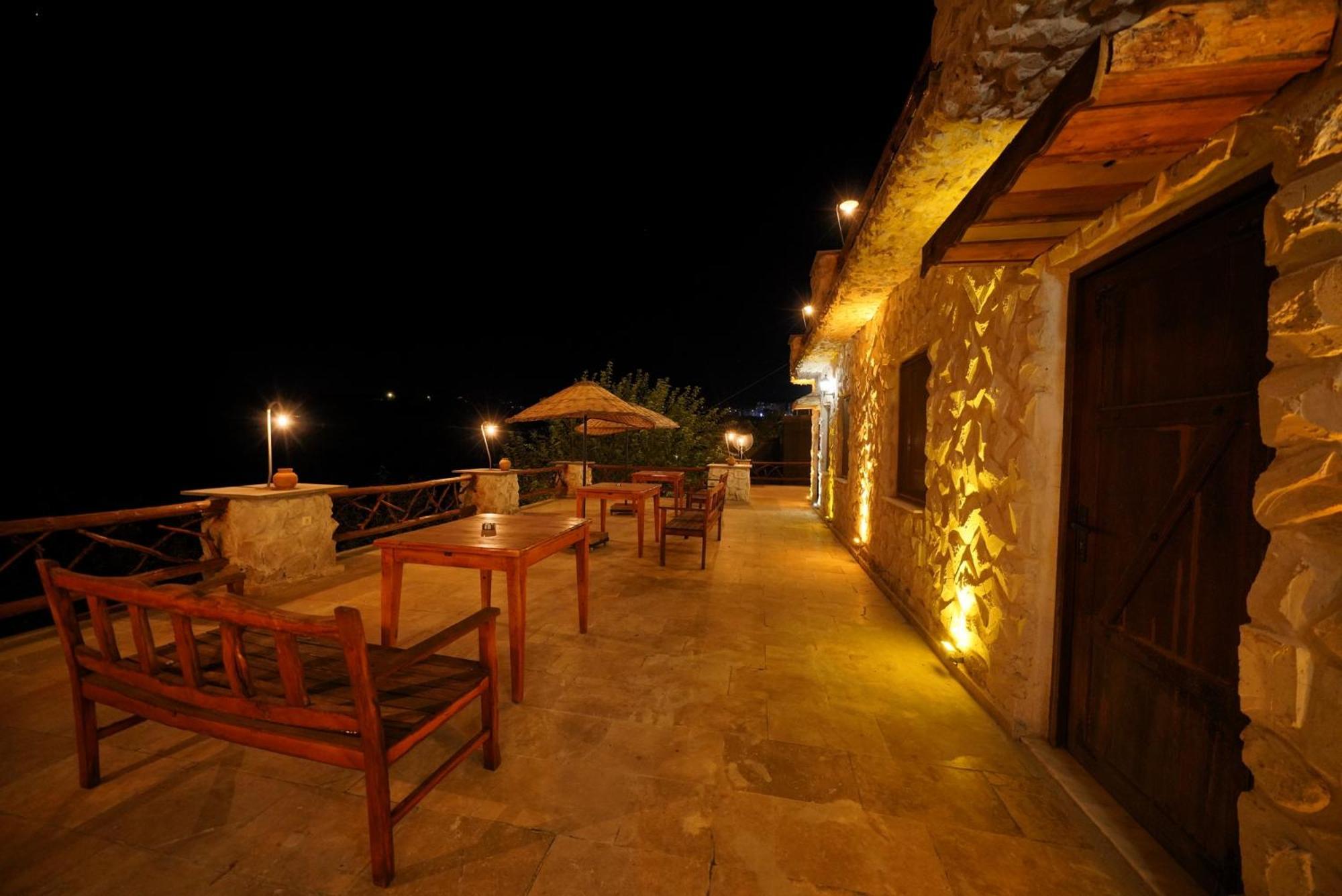 Cappadocia Nar Cave House & Swimming Pool Hotel Nevşehir Eksteriør billede