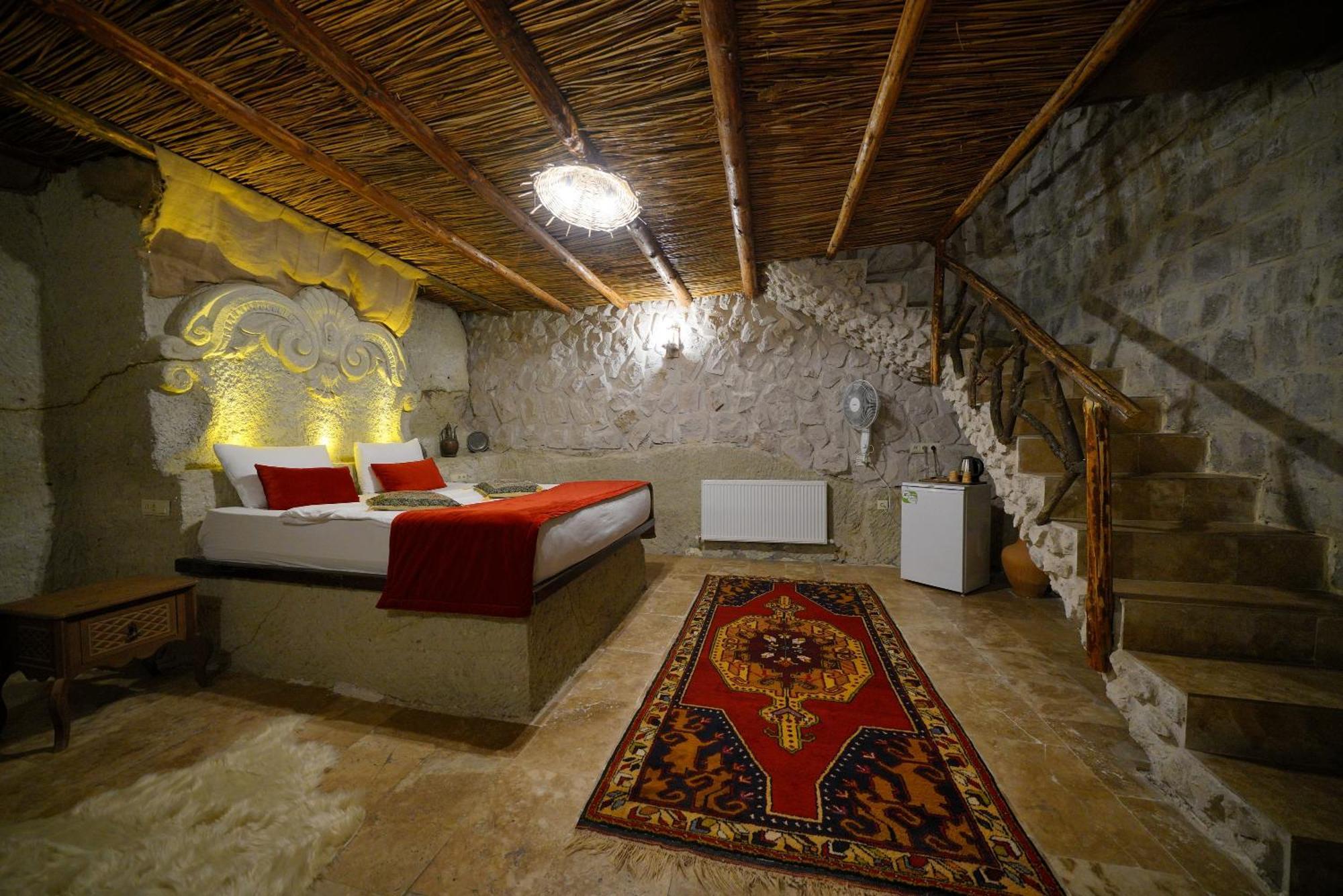 Cappadocia Nar Cave House & Swimming Pool Hotel Nevşehir Eksteriør billede