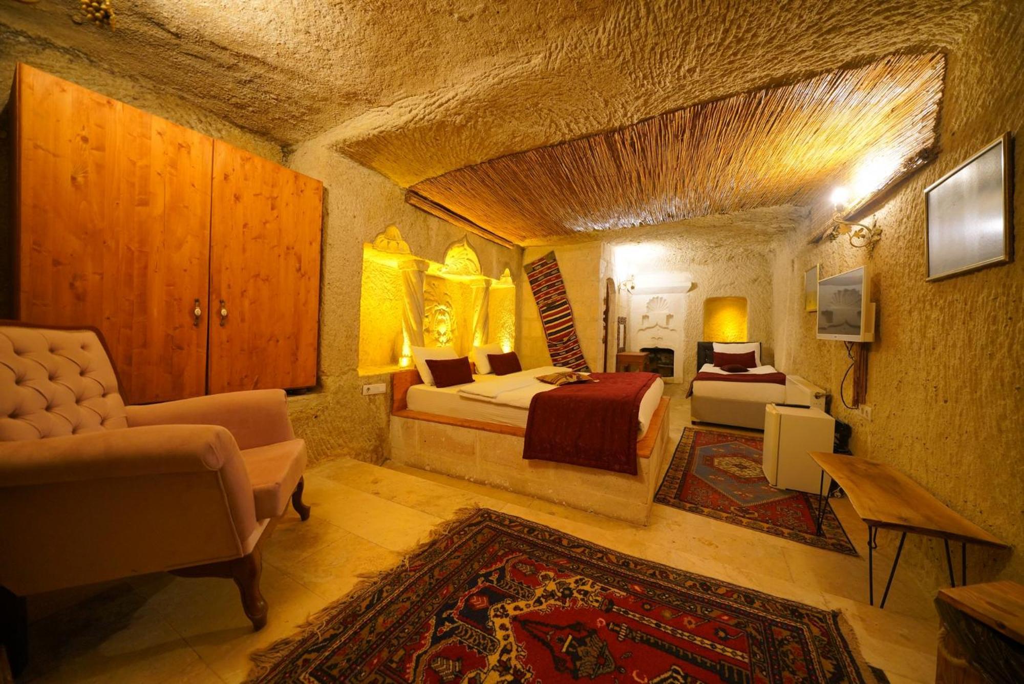Cappadocia Nar Cave House & Swimming Pool Hotel Nevşehir Eksteriør billede