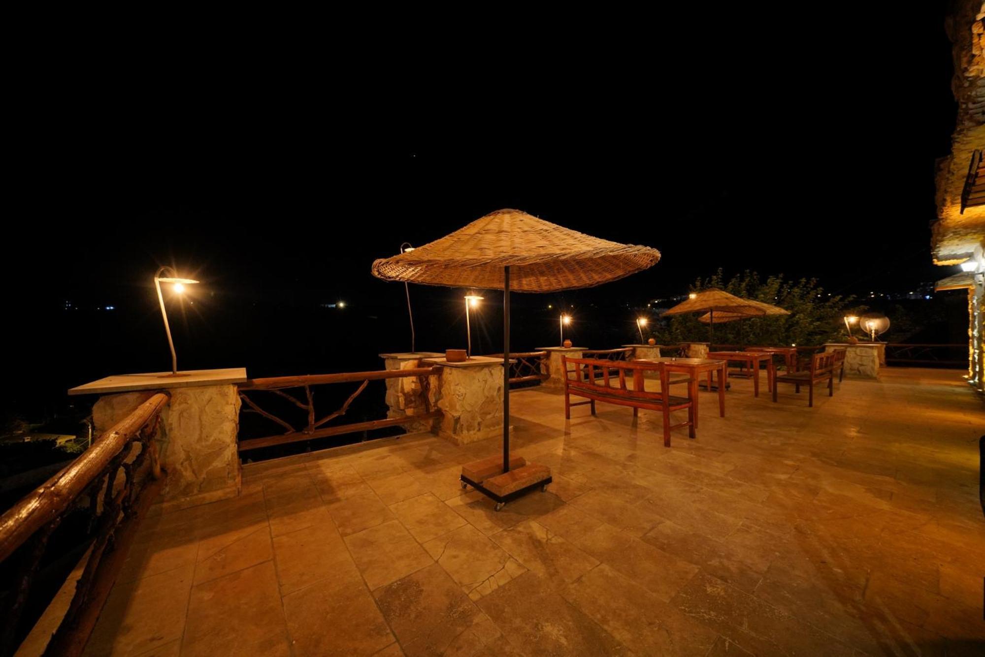 Cappadocia Nar Cave House & Swimming Pool Hotel Nevşehir Eksteriør billede