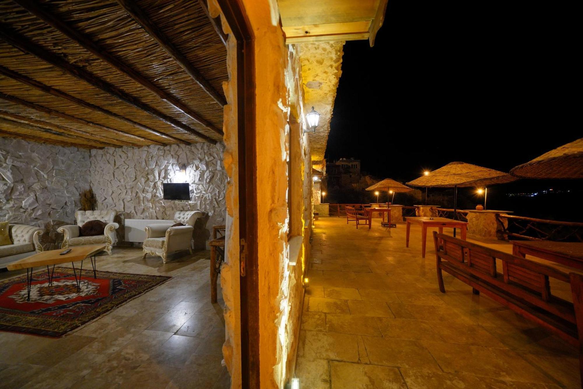 Cappadocia Nar Cave House & Swimming Pool Hotel Nevşehir Eksteriør billede