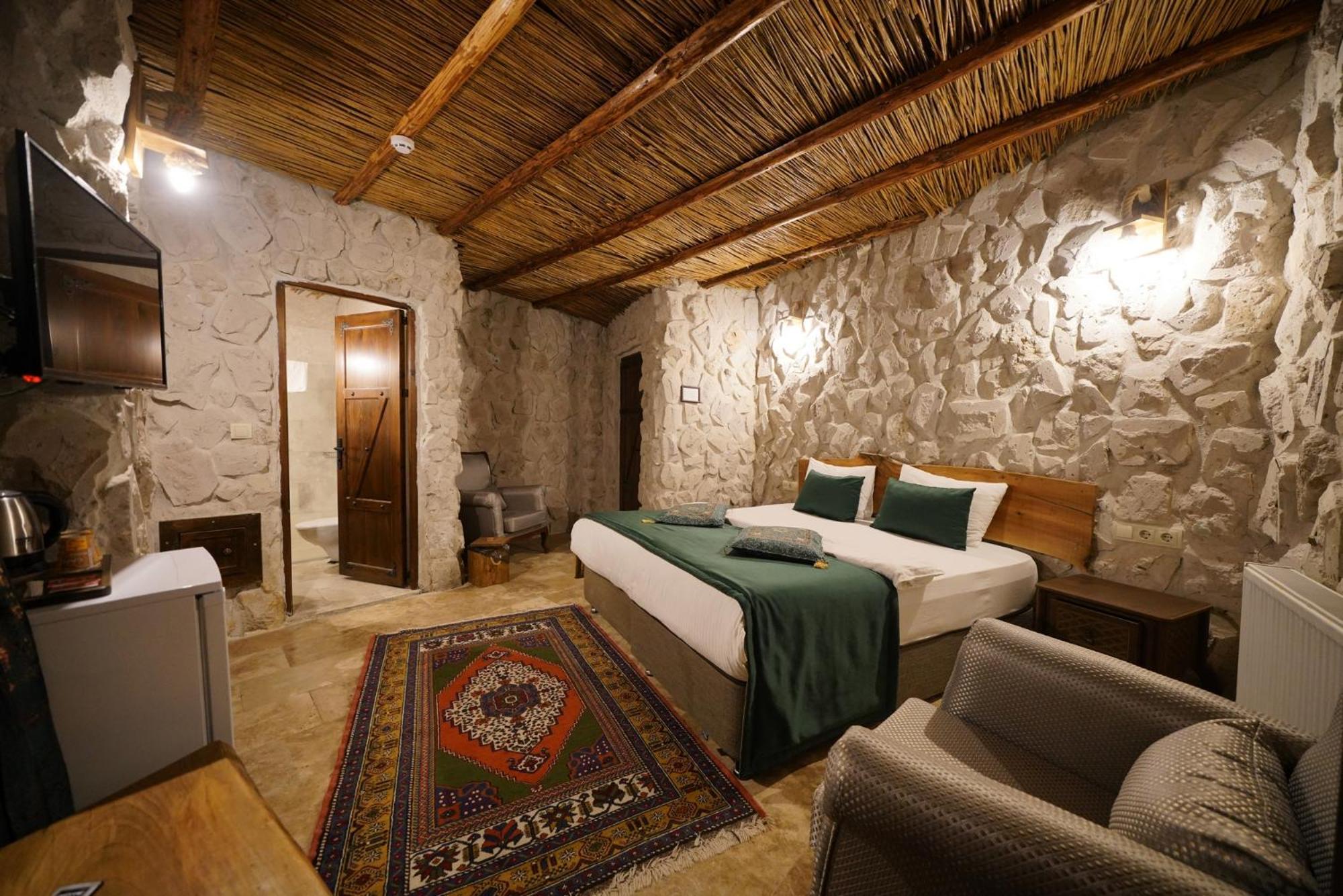 Cappadocia Nar Cave House & Swimming Pool Hotel Nevşehir Eksteriør billede