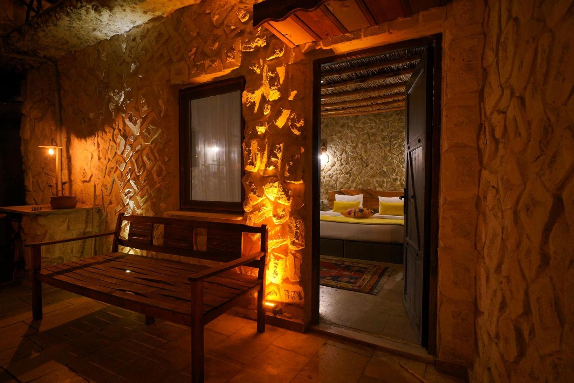 Cappadocia Nar Cave House & Swimming Pool Hotel Nevşehir Eksteriør billede