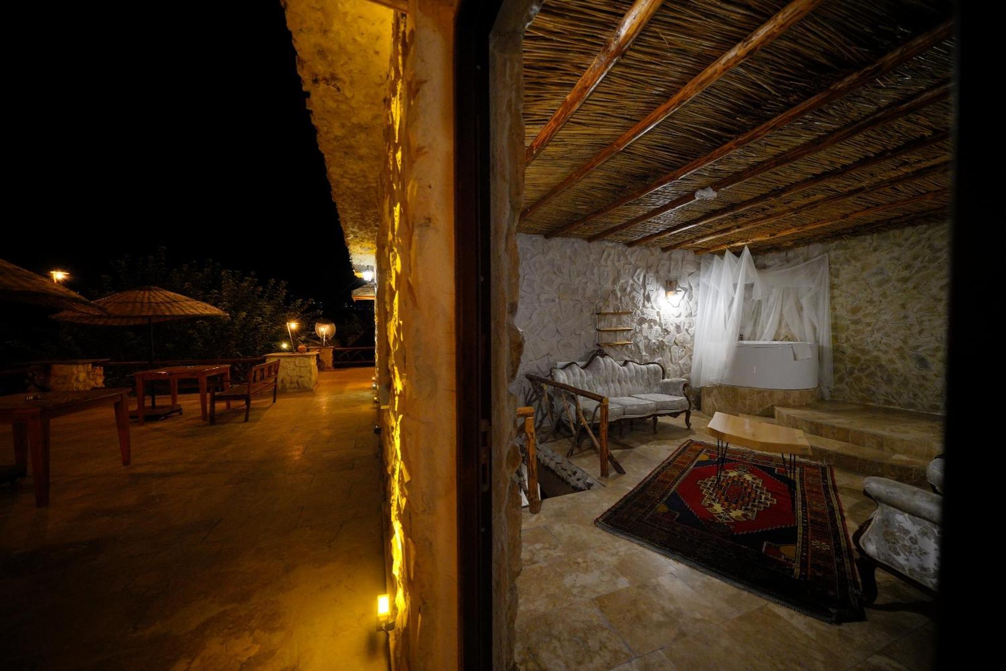 Cappadocia Nar Cave House & Swimming Pool Hotel Nevşehir Eksteriør billede